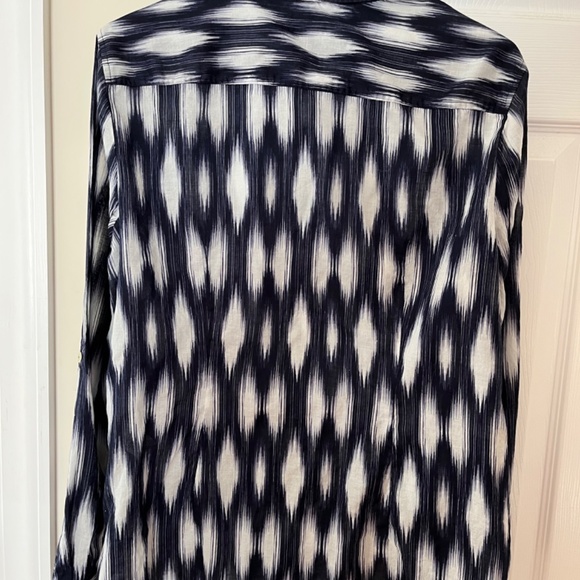 Talbots Long Sleeve Ikat Printed Blouse, Size Large - Picture 3 of 4